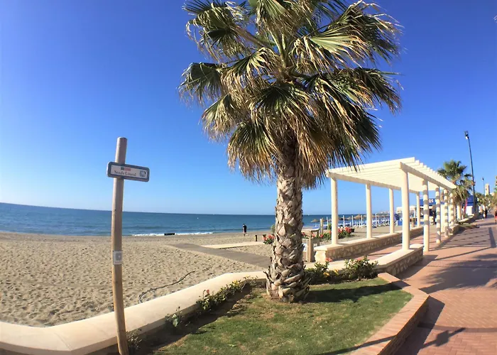 Апартаменти Solana Lindamar *